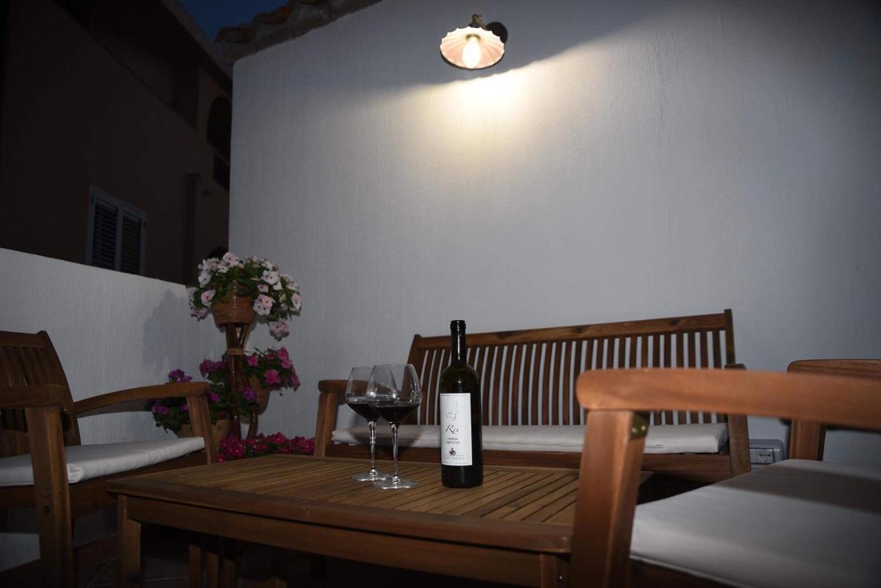 Centu Concas Bed & Breakfast Muravera Exterior foto