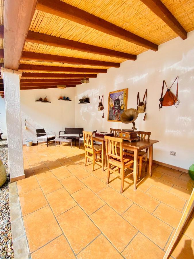 Centu Concas Bed & Breakfast Muravera Exterior foto